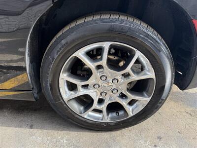 2017 Dodge Charger SXT - Photo 8 - Flint, MI 48503