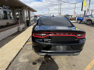 2017 Dodge Charger SXT - Photo 6 - Flint, MI 48503