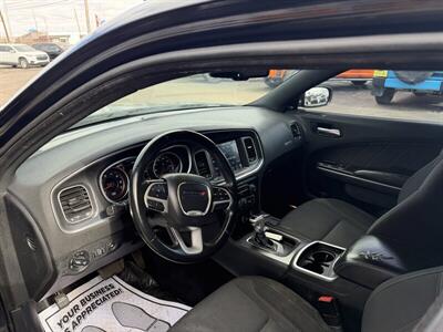 2017 Dodge Charger SXT - Photo 12 - Flint, MI 48503