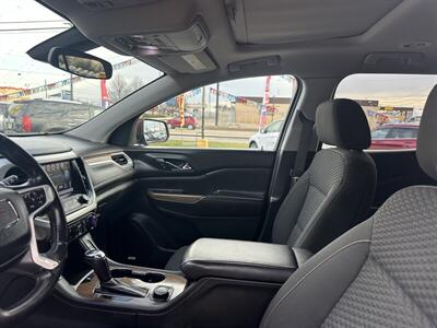 2017 GMC Acadia SLE-2   - Photo 11 - Flint, MI 48503