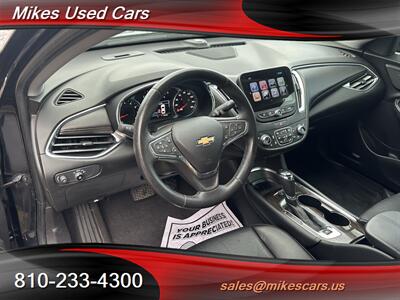 2017 Chevrolet Malibu Premier   - Photo 9 - Flint, MI 48503