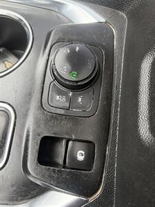 2019 Chevrolet Traverse High Country - Photo 14 - Flint, MI 48503