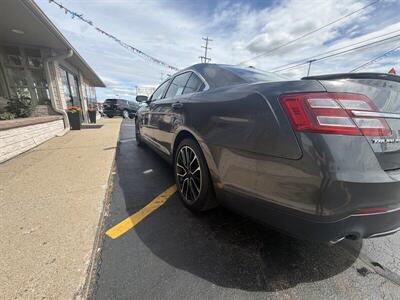 2017 Ford Taurus Limited   - Photo 4 - Flint, MI 48503