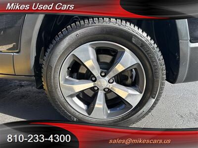 2019 Jeep Cherokee Limited   - Photo 11 - Flint, MI 48503