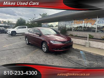2016 Chrysler 200 S   - Photo 2 - Flint, MI 48503