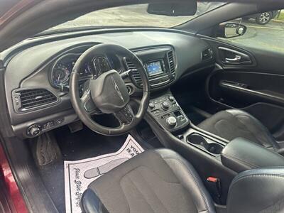 2016 Chrysler 200 S - Photo 60 - Flint, MI 48503
