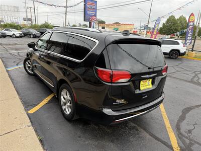 2018 Chrysler Pacifica Touring L Plus   - Photo 6 - Flint, MI 48503