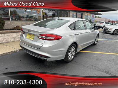 2017 Ford Fusion SE   - Photo 5 - Flint, MI 48503