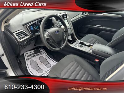 2017 Ford Fusion SE   - Photo 10 - Flint, MI 48503