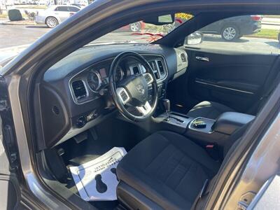2011 Dodge Charger SE - Photo 10 - Flint, MI 48503