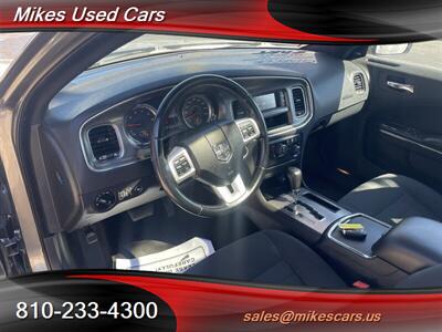 2011 Dodge Charger SE   - Photo 7 - Flint, MI 48503