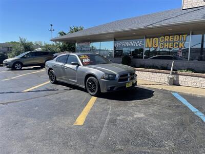 2011 Dodge Charger SE - Photo 2 - Flint, MI 48503