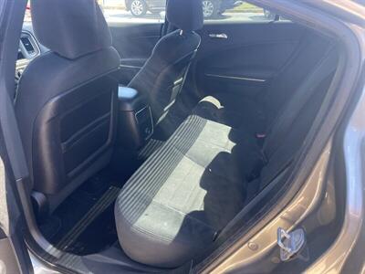 2011 Dodge Charger SE - Photo 18 - Flint, MI 48503