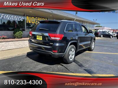 2012 Jeep Grand Cherokee Laredo   - Photo 13 - Flint, MI 48503