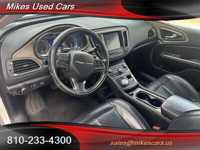 2015 Chrysler 200 C   - Photo 24 - Flint, MI 48503