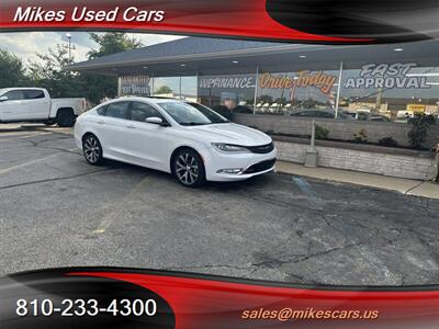 2015 Chrysler 200 C   - Photo 2 - Flint, MI 48503