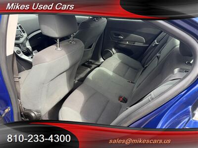 2012 Chevrolet Cruze LT - Photo 6 - Flint, MI 48503