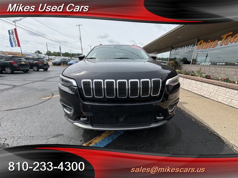 2019 Jeep Cherokee Overland   - Photo 1 - Flint, MI 48503