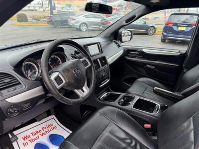 2016 Dodge Grand Caravan R/T - Photo 10 - Flint, MI 48503