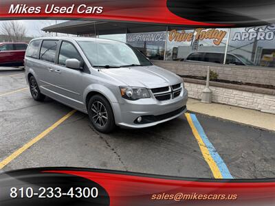 2016 Dodge Grand Caravan R/T - Photo 2 - Flint, MI 48503