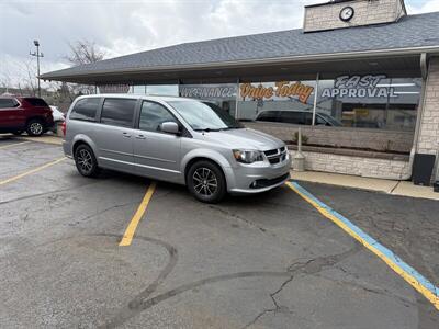 2016 Dodge Grand Caravan R/T - Photo 1 - Flint, MI 48503