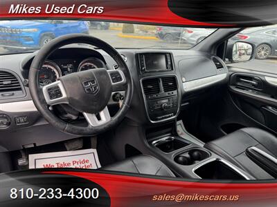 2016 Dodge Grand Caravan R/T - Photo 11 - Flint, MI 48503
