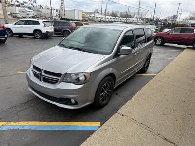2016 Dodge Grand Caravan R/T - Photo 4 - Flint, MI 48503
