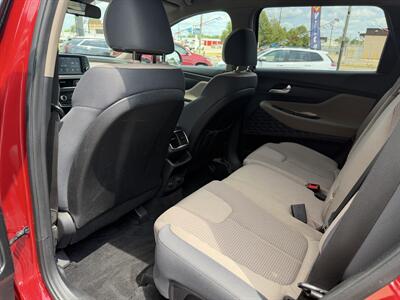 2019 Hyundai SANTA FE SE 2.4L - Photo 9 - Flint, MI 48503