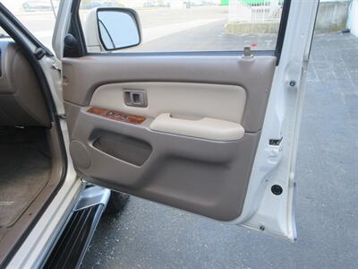 1998 Toyota 4Runner Limited - Photo 60 - Bohemia, NY 11716