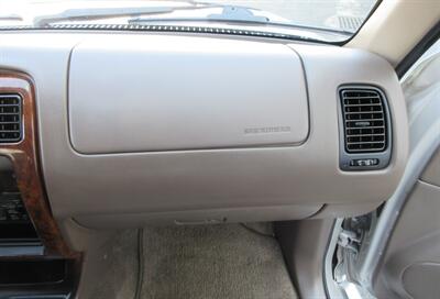 1998 Toyota 4Runner Limited - Photo 58 - Bohemia, NY 11716