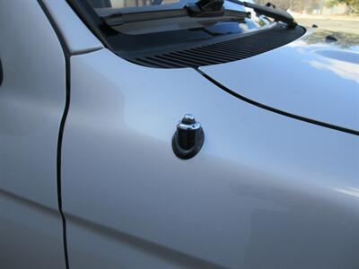 1998 Toyota 4Runner Limited - Photo 27 - Bohemia, NY 11716