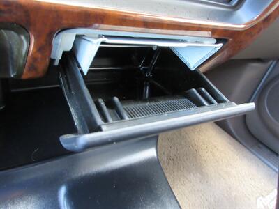 1998 Toyota 4Runner Limited - Photo 39 - Bohemia, NY 11716