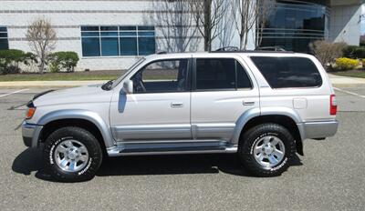 1998 Toyota 4Runner Limited - Photo 9 - Bohemia, NY 11716