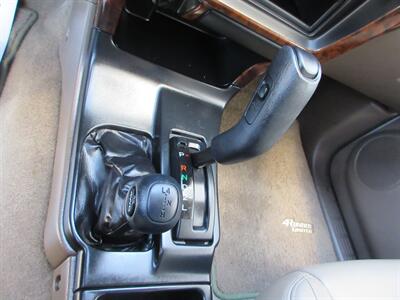 1998 Toyota 4Runner Limited - Photo 37 - Bohemia, NY 11716