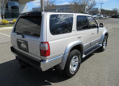 1998 Toyota 4Runner Limited - Photo 8 - Bohemia, NY 11716