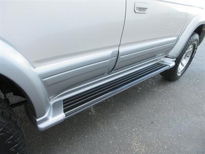 1998 Toyota 4Runner Limited - Photo 26 - Bohemia, NY 11716