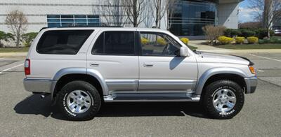 1998 Toyota 4Runner Limited - Photo 10 - Bohemia, NY 11716
