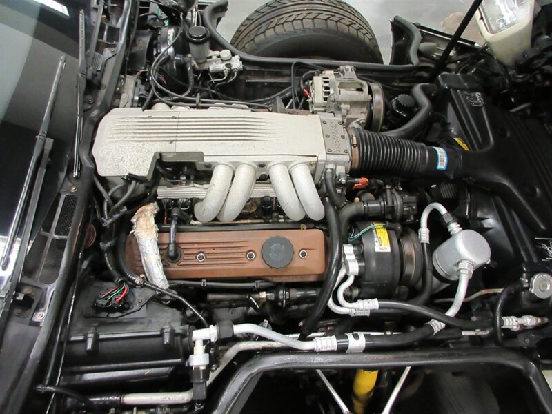 1987 Chevrolet Corvette Convertible   - Photo 54 - Bohemia, NY 11716