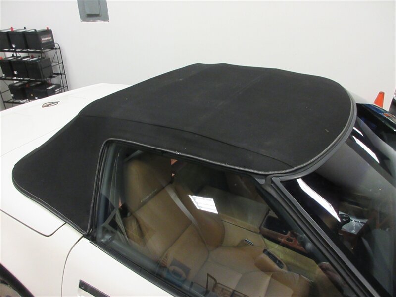 1987 Chevrolet Corvette Convertible   - Photo 25 - Bohemia, NY 11716