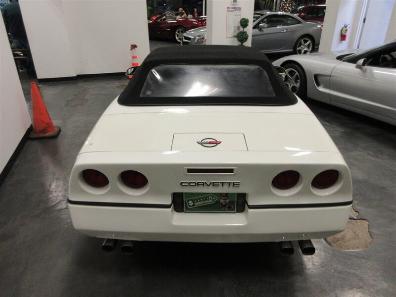 1987 Chevrolet Corvette Convertible   - Photo 11 - Bohemia, NY 11716