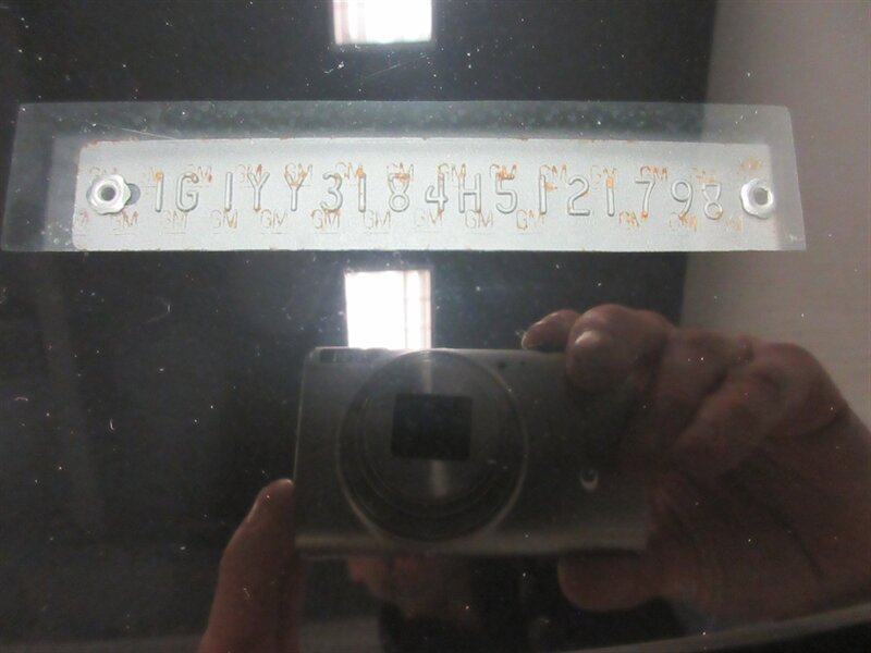 1987 Chevrolet Corvette Convertible   - Photo 75 - Bohemia, NY 11716