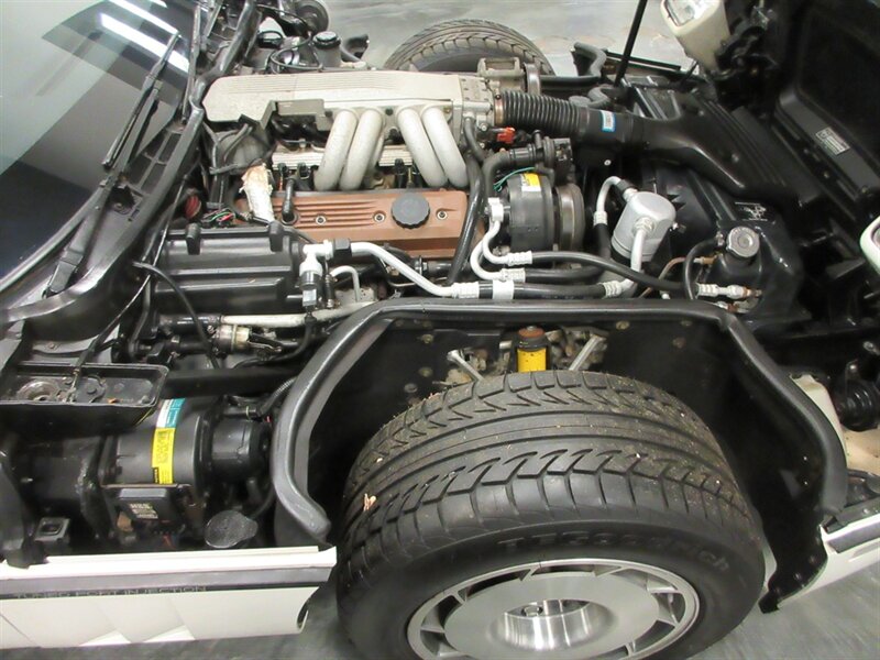 1987 Chevrolet Corvette Convertible   - Photo 55 - Bohemia, NY 11716