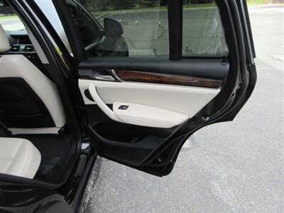 2016 BMW X4 xDrive28i   - Photo 40 - Bohemia, NY 11716