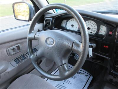2001 Toyota Tacoma V6 Double Cab   - Photo 33 - Bohemia, NY 11716