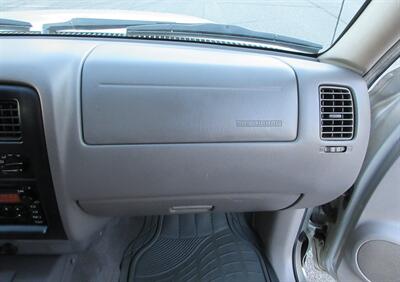 2001 Toyota Tacoma V6 Double Cab   - Photo 61 - Bohemia, NY 11716