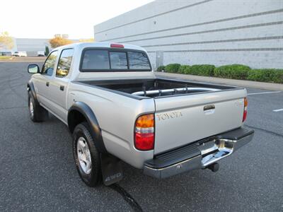 2001 Toyota Tacoma V6 Double Cab   - Photo 18 - Bohemia, NY 11716