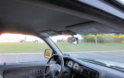2001 Toyota Tacoma V6 Double Cab   - Photo 48 - Bohemia, NY 11716