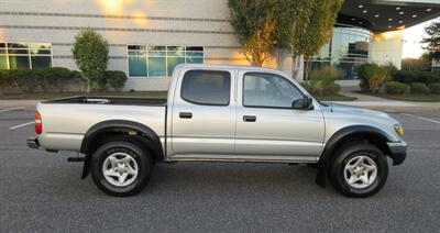 2001 Toyota Tacoma V6 Double Cab   - Photo 8 - Bohemia, NY 11716