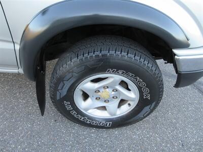 2001 Toyota Tacoma V6 Double Cab   - Photo 67 - Bohemia, NY 11716