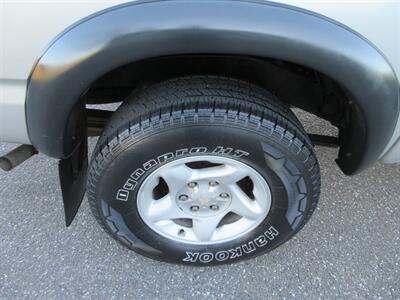 2001 Toyota Tacoma V6 Double Cab   - Photo 64 - Bohemia, NY 11716